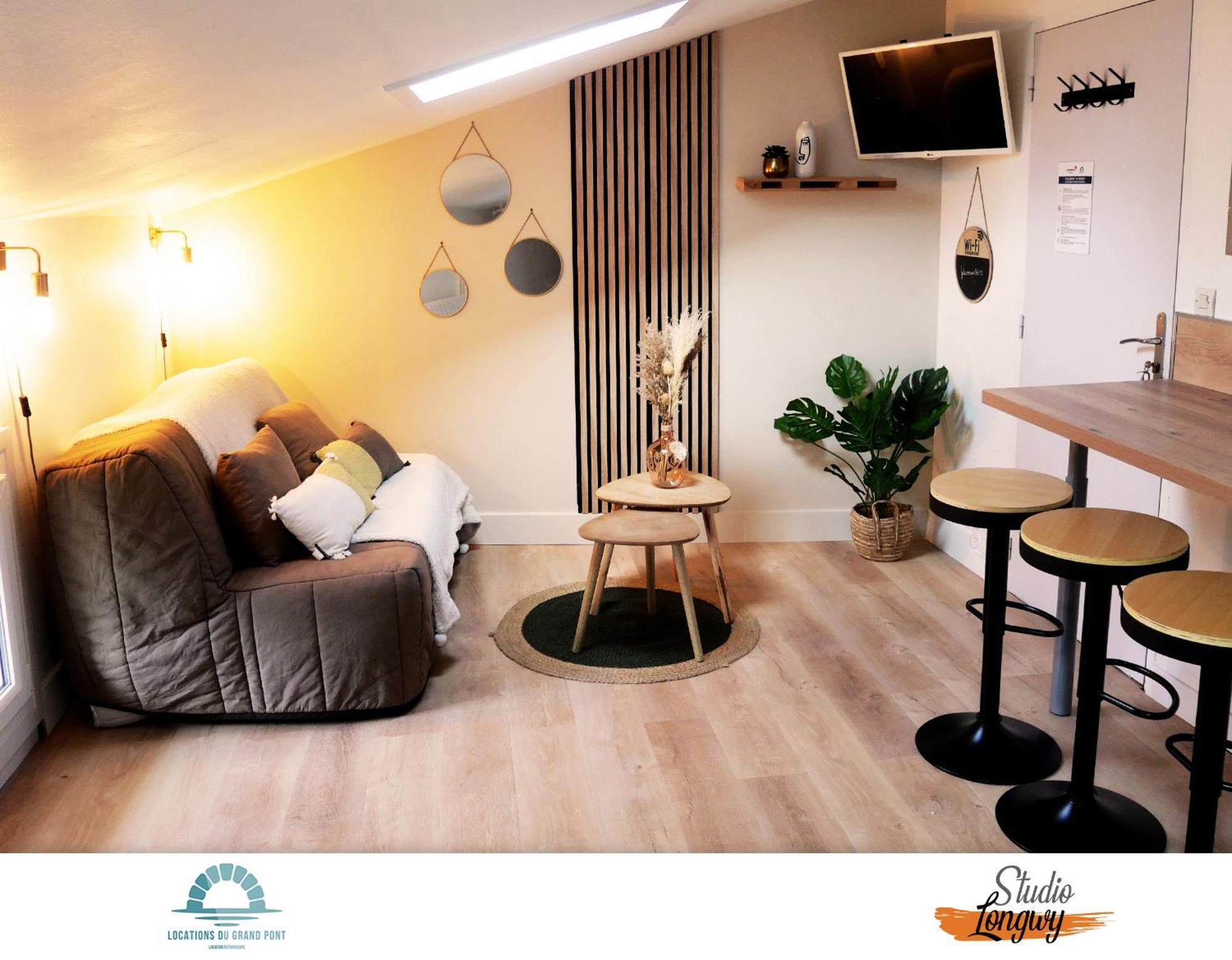 שאסנוי-דו-פוואטו Locations Du Grand Pont - Appart Hotel Poitiers - Futuroscope מראה חיצוני תמונה